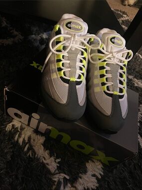 Nike Air Max 95 Big Bubble Women’s 9.5 Men’s 8
